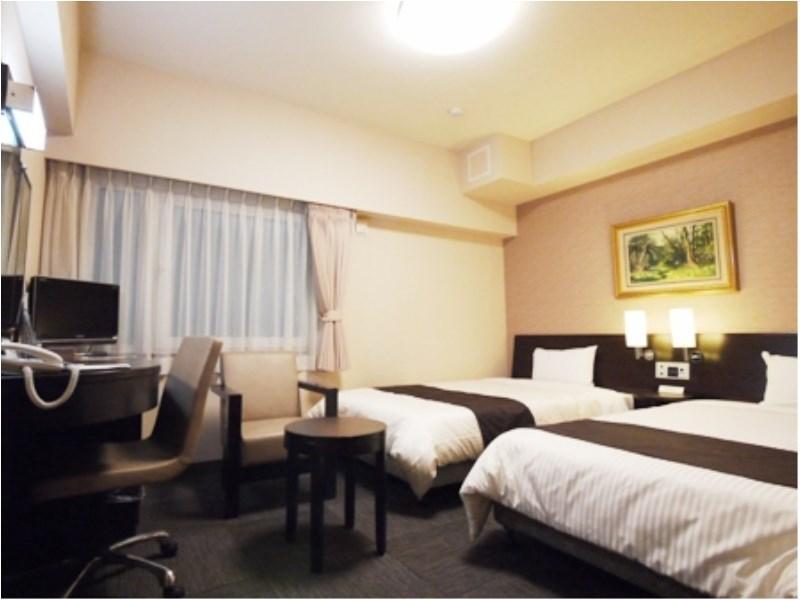 Hotel Route-Inn Yokohama Bashamichi Buitenkant foto